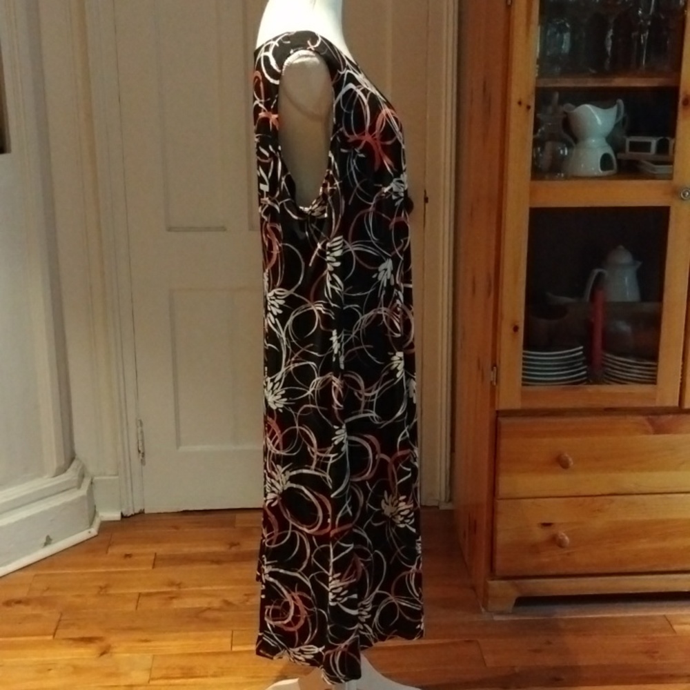 Danny & Nicole Pullover Sleeveless Shift Dress - Picture 6 of 9